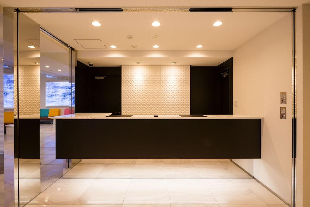 难波萨拉萨经济型酒店 4*