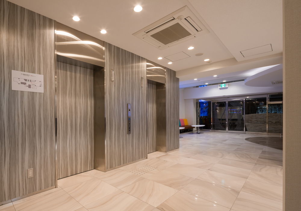 难波萨拉萨经济型酒店 4* 大阪